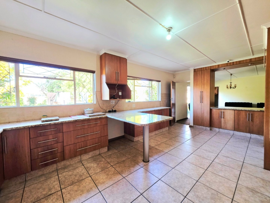 10 Bedroom Property for Sale in Universitas Free State